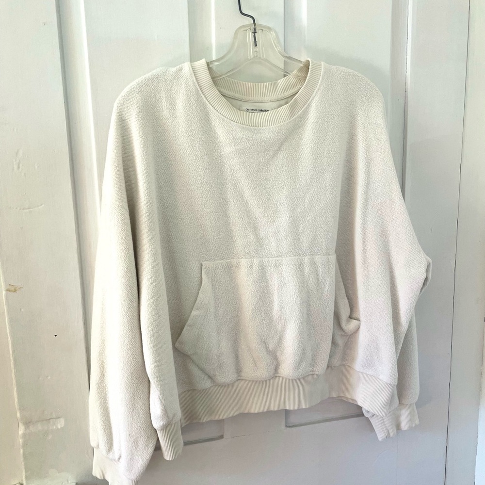 🤍 Le Bon Shoppe Pullover Sweatshirt